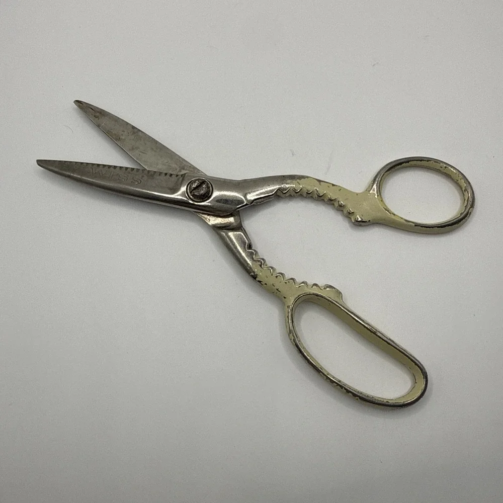 Vintage Wiss Kitchen Shears KS USA Multi Use Nut Cracker Craft Silver 8